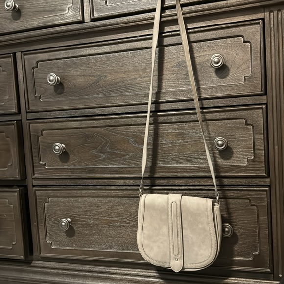 Express long crossbody hobo bag - Picture 2 of 4